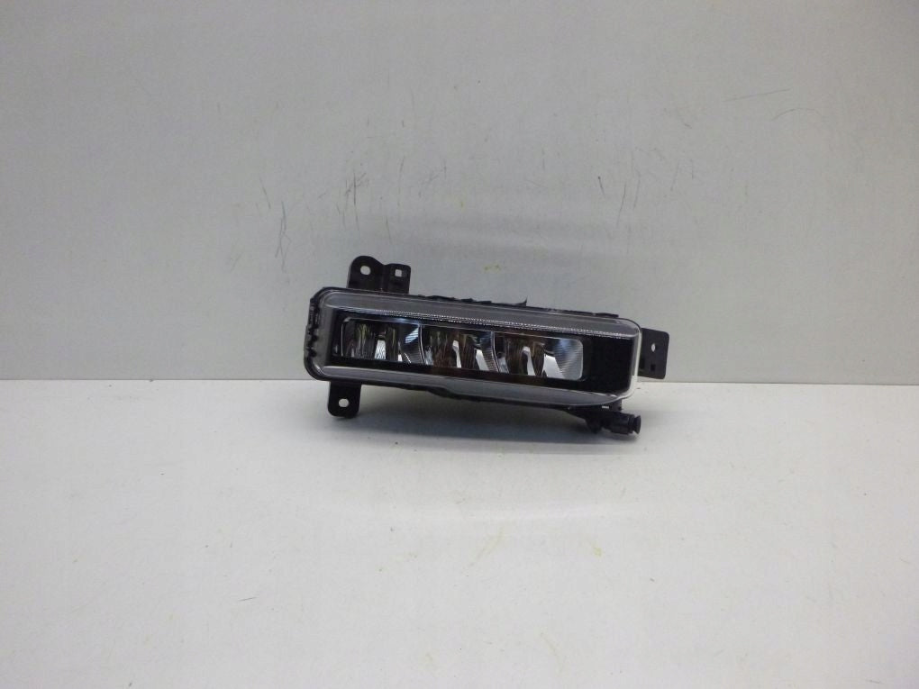 BMW 2 F45 F46 X7 G07 Right Halogen LED