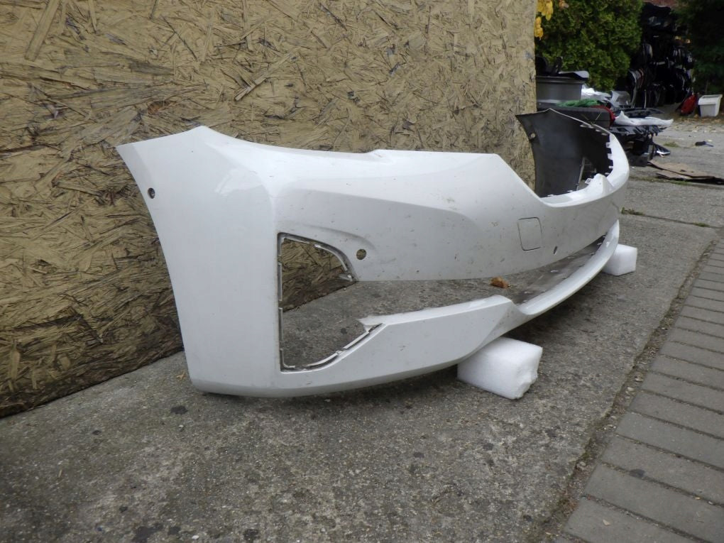 BMW 5 G30 G31 LCI LIFT 2020 - front bumper