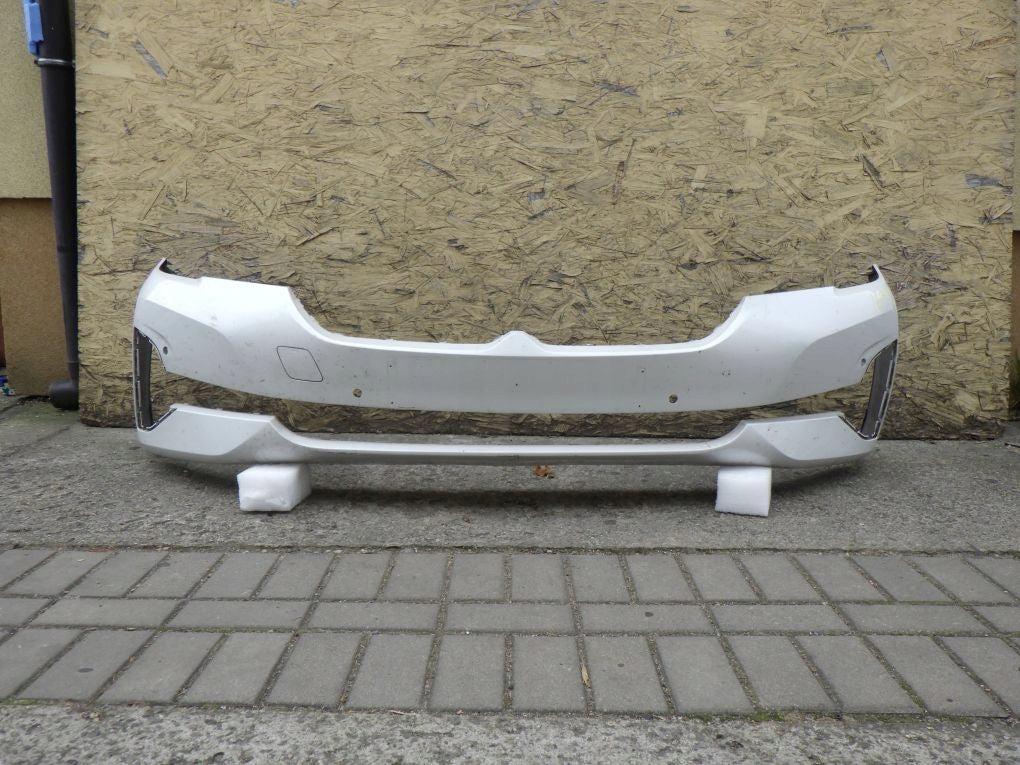 BMW 5 G30 G31 LCI LIFT 2020 - front bumper