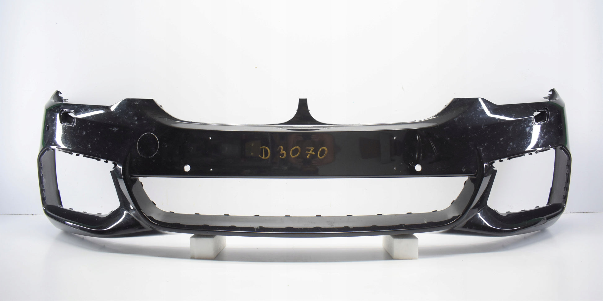 BMW 5 G30 G31 M PACKAGE FRONT BUMPER SUPER CONDITION