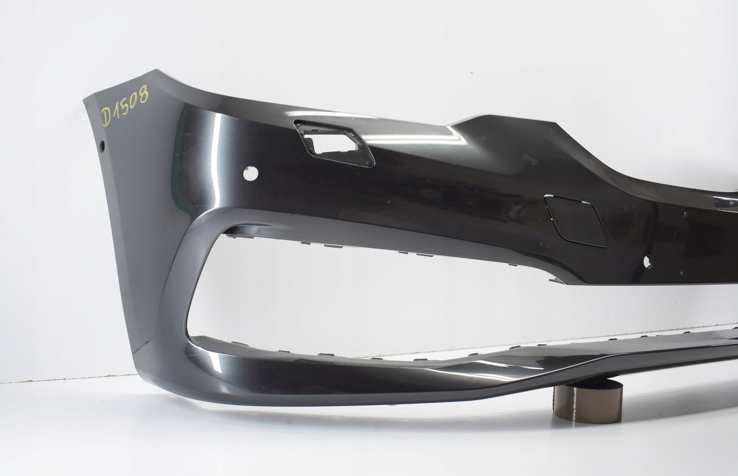 BMW 5 G30 G31 FRONT BUMPER EXCELLENT CONDITION ORIGINAL