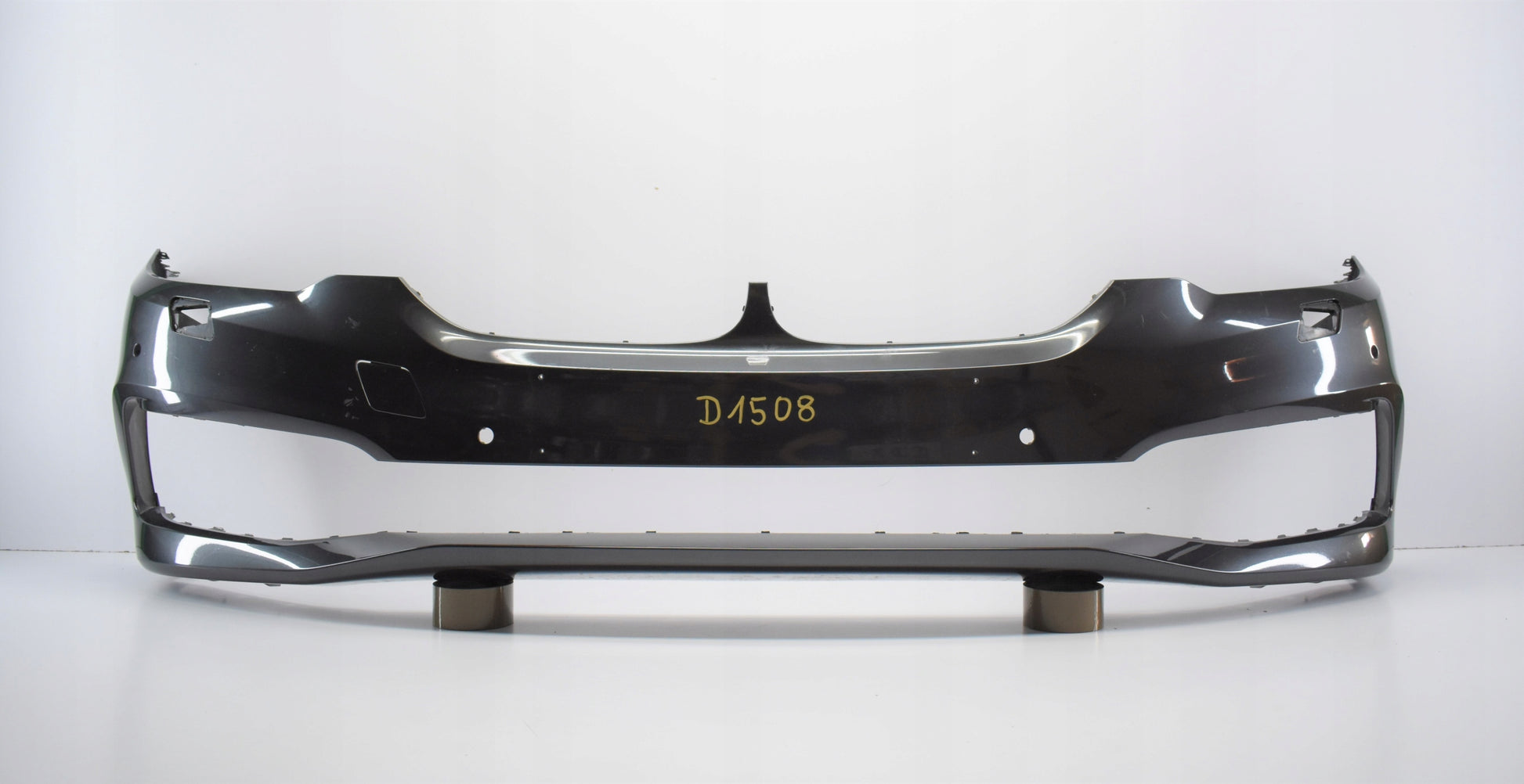 BMW 5 G30 G31 FRONT BUMPER EXCELLENT CONDITION ORIGINAL