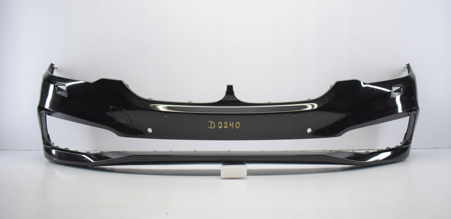 BMW 5 G30 G31 FRONT BUMPER EXCELLENT CONDITION ORIGINAL