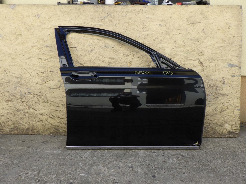 BMW 5 G30 G31 Front Right Door