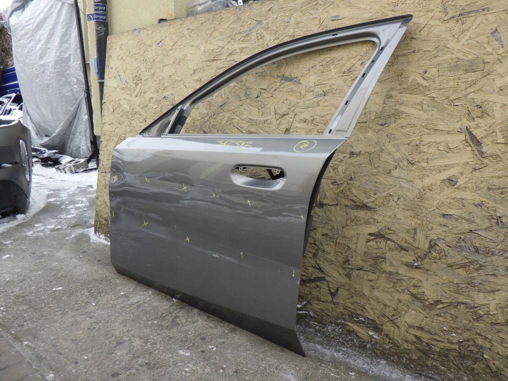 BMW 5 G60 G61 2023- Front Left Door