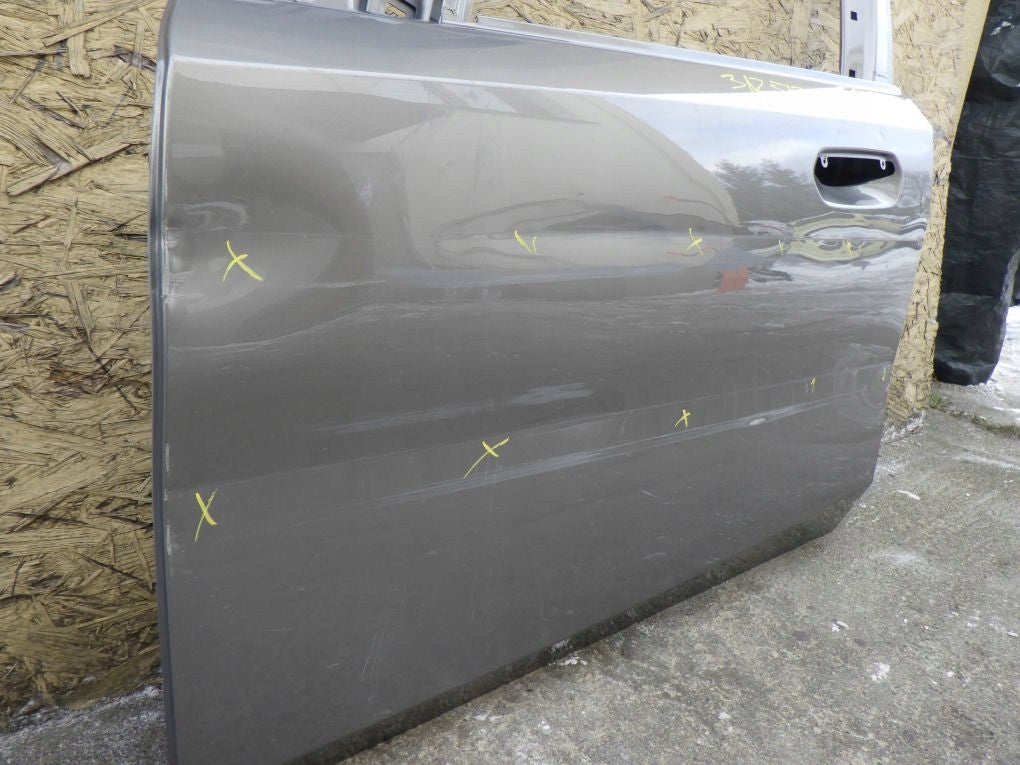 BMW 5 G60 G61 2023- Front Left Door