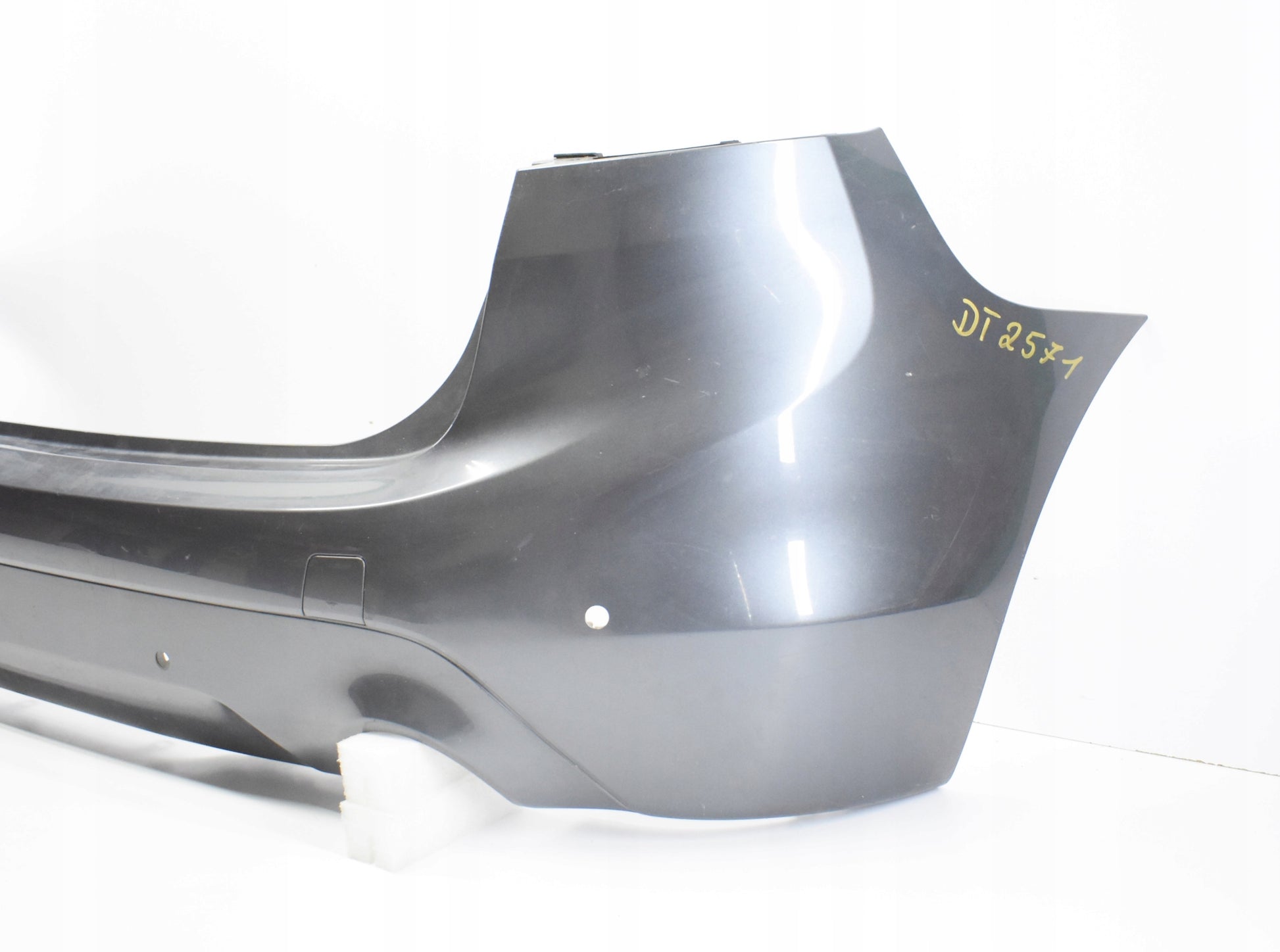 BMW F45 LIFT LCI REAR BUMPER EXCELLENT CONDITION + FRAME