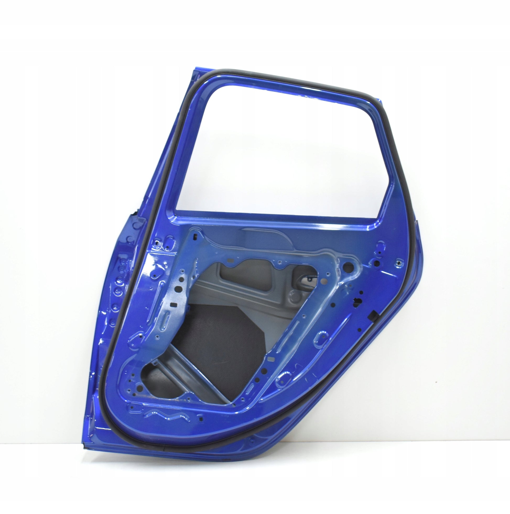 BMW II U06 ACTIVE TOURER REAR RIGHT DOOR ORG