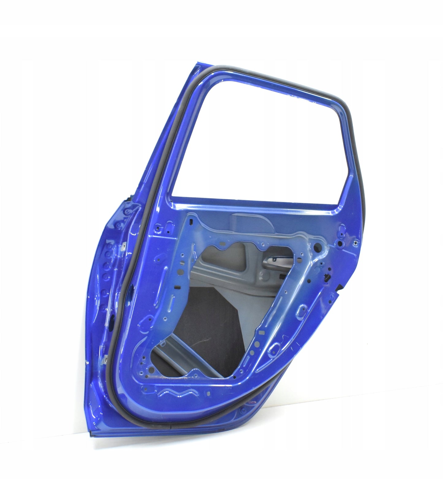 BMW II U06 ACTIVE TOURER REAR RIGHT DOOR ORG