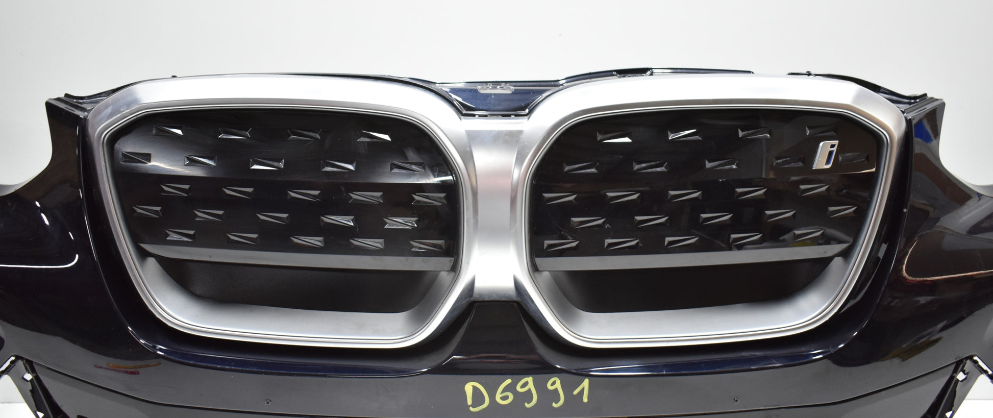 BMW IX3 G08 LIFT LCI M PACKAGE FRONT BUMPER ORG + GRILLE