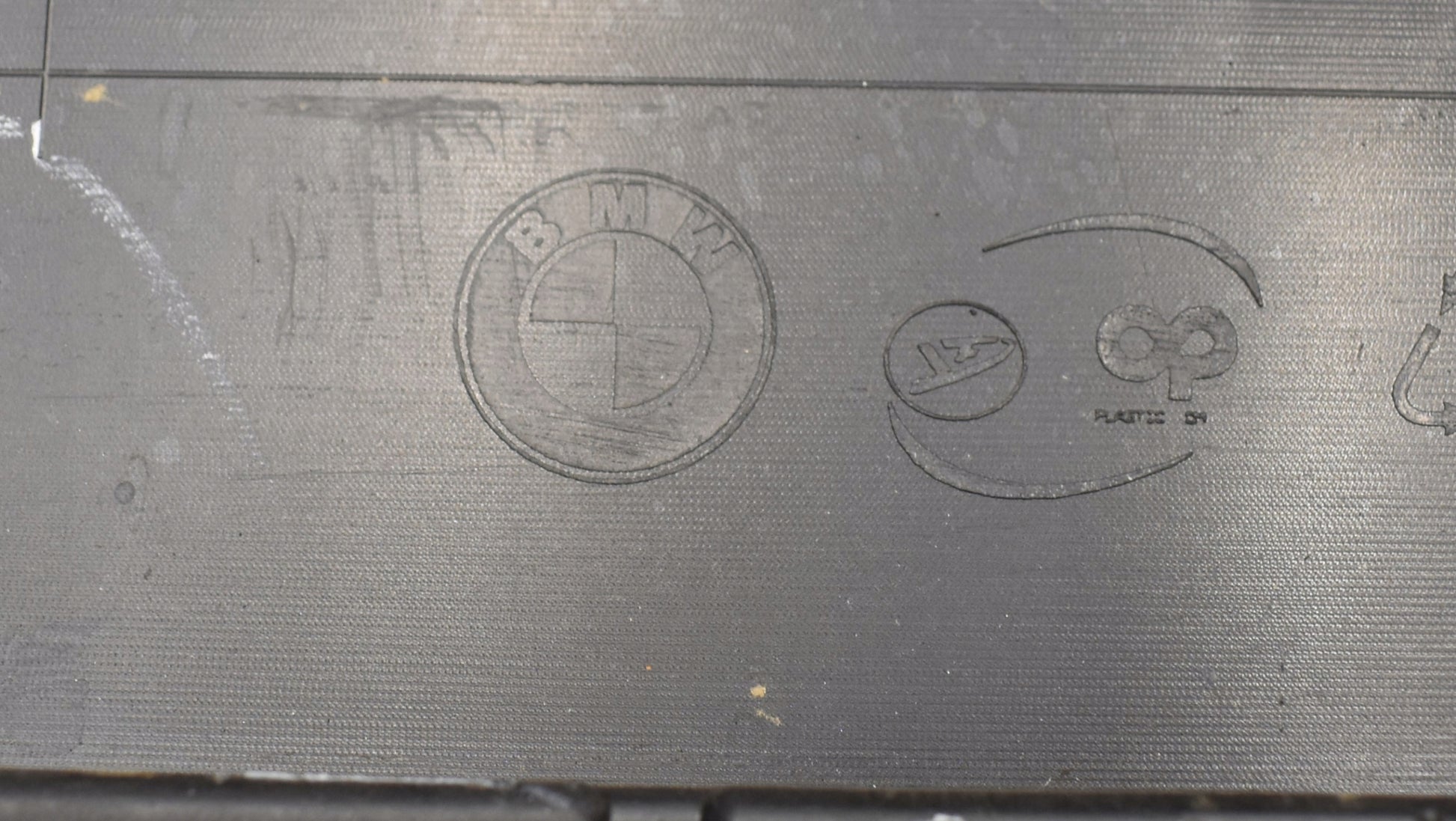 BMW IX3 G08 LIFT LCI M PACKAGE FRONT BUMPER ORG + GRILLES