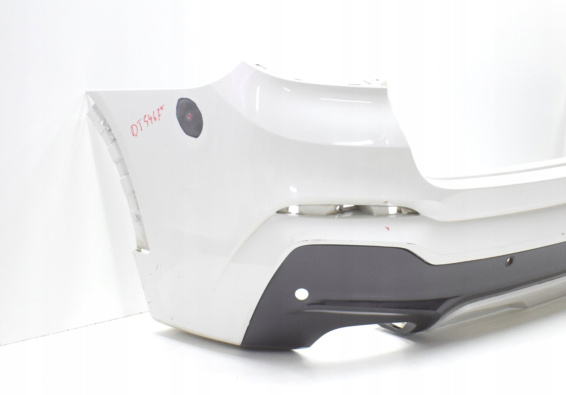 BMW X4 F26 M PACKAGE REAR BUMPER OEM + LOWER PART