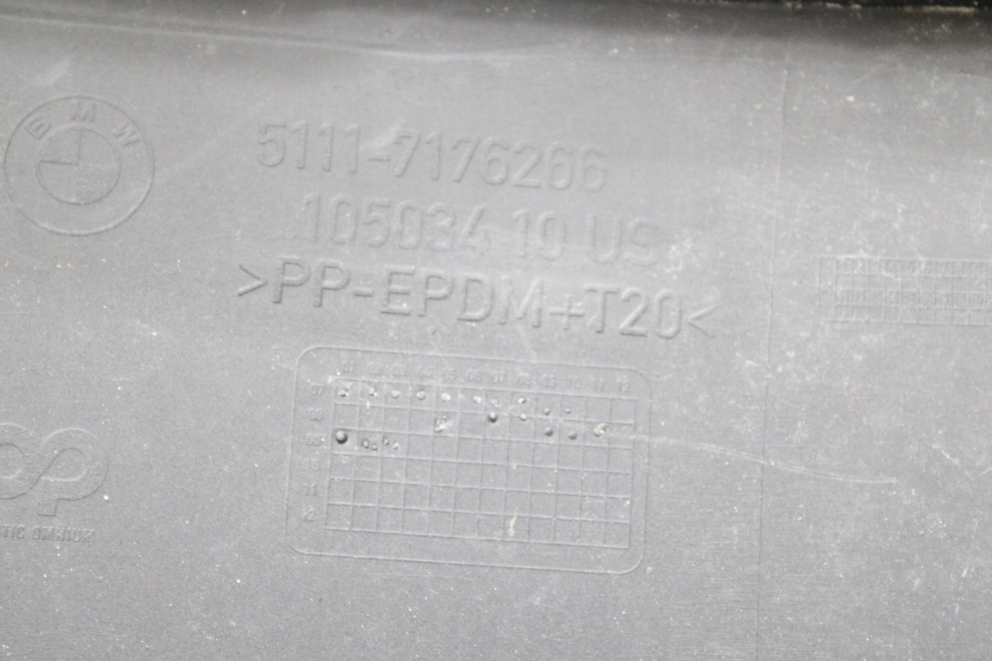 BMW X6 E71 FRONT BUMPER ORG