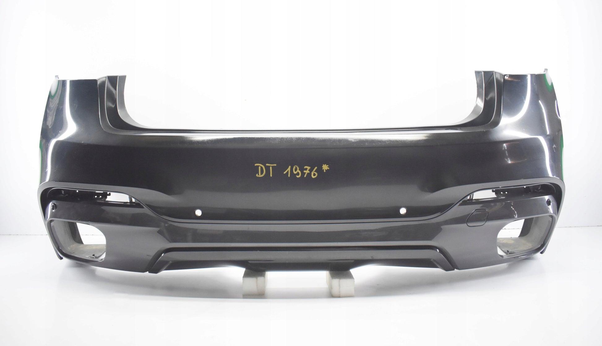 BMW X6 F16 M PACKAGE REAR BUMPER GENUINE! + LOWER PART