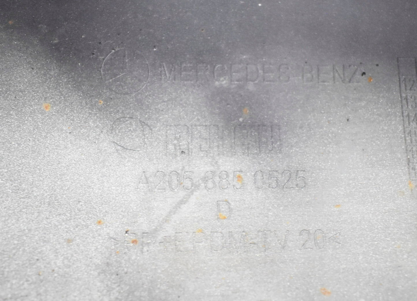 C CLASS W205 ELEGANCE FRONT BUMPER SUPER CONDITION ORG