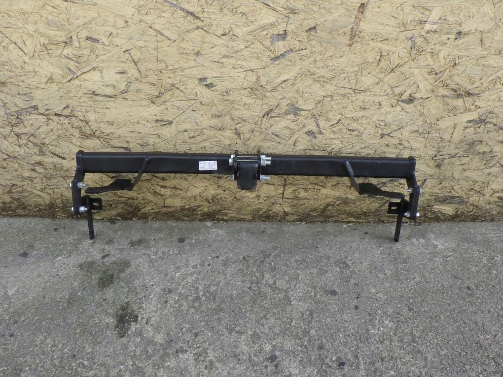 CITROEN DS3 CROSSBACK 2019- TOWING HITCH BRACKET