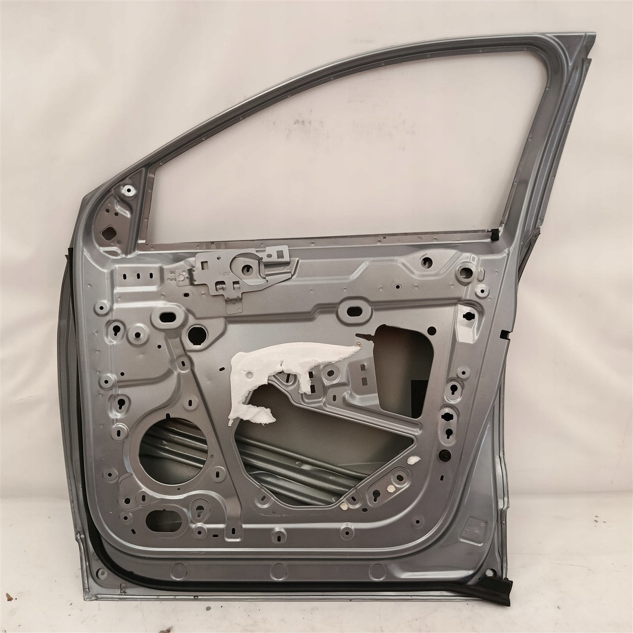 FRONT RIGHT DOOR OPEL GRANDLAND X