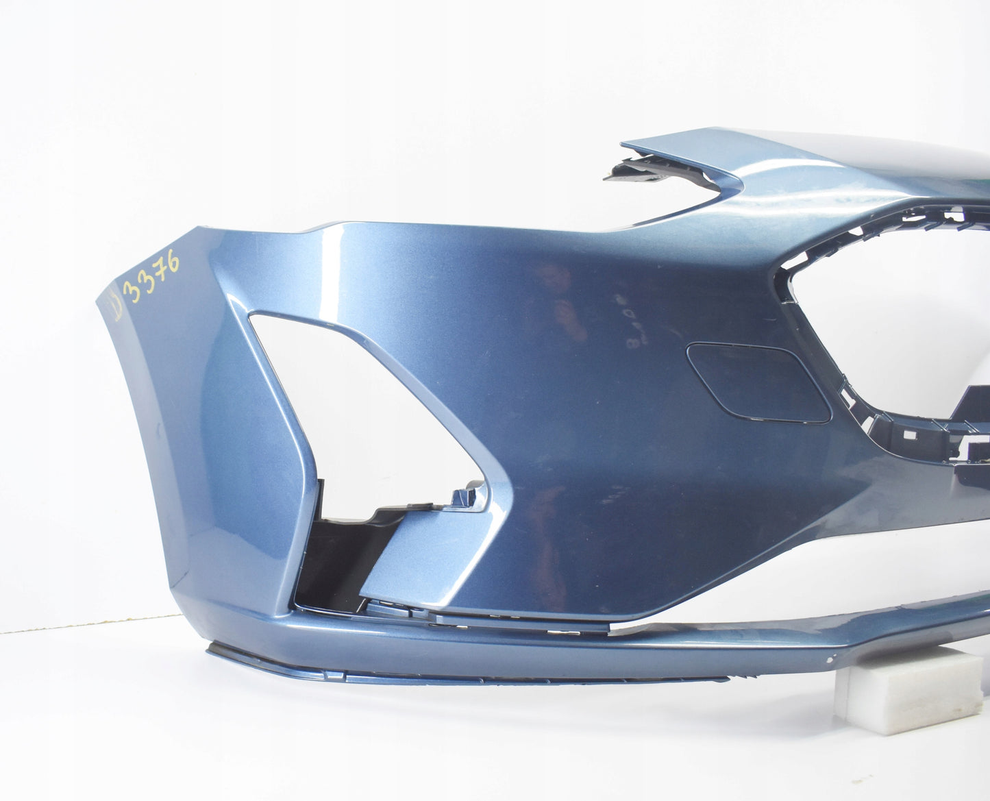 FORD FOCUS MK4 FRONT BUMPER SUPER CONDITION