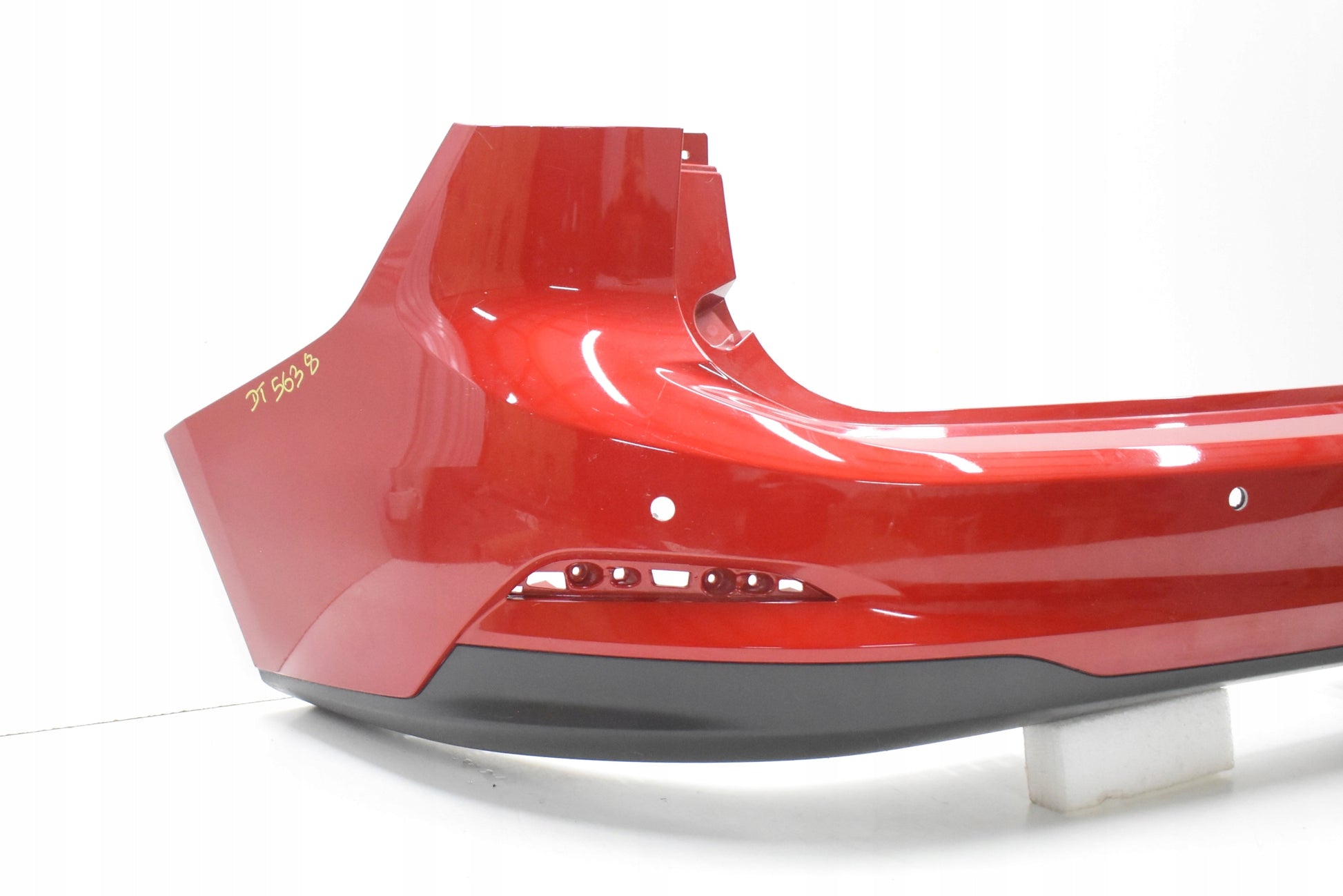 FORD FOCUS MK4 REAR BUMPER ORIGINAL ESTATE + BOTTOM