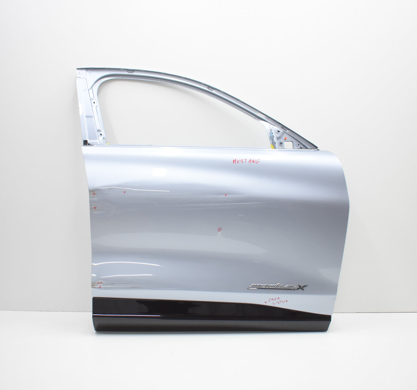 FORD MUSTANG MACH E MACH-E RIGHT FRONT DOOR ORG + MOLDING