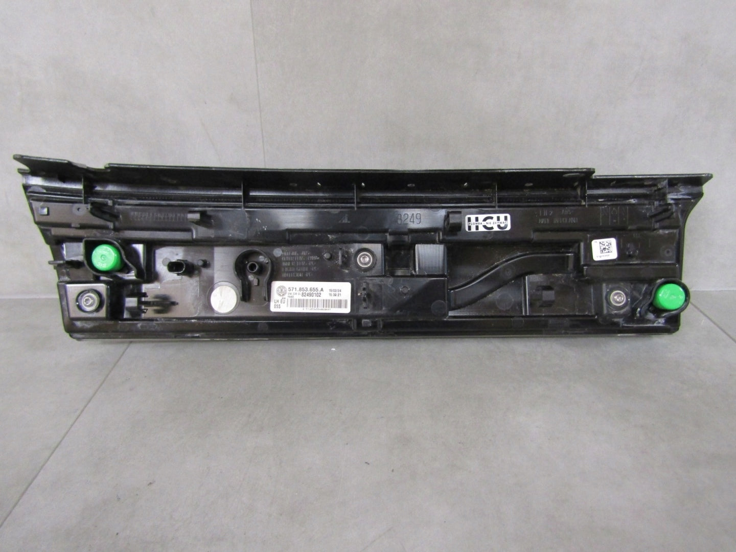 VW TIGUAN III GRILL GRILLE TRIM STRIP LH LEFT 571853655A