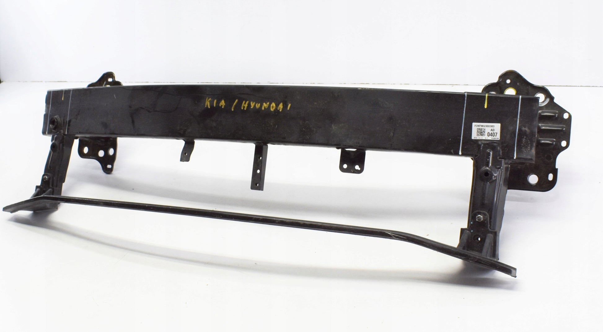 HYUNDAI ELANTRA IV FRONT BUMPER BRACKET