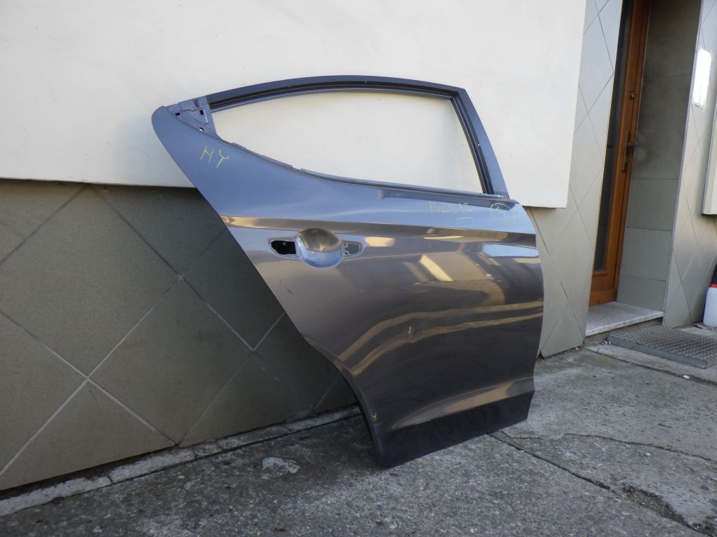 HYUNDAI ELANTRA VI 15- Right Rear Door