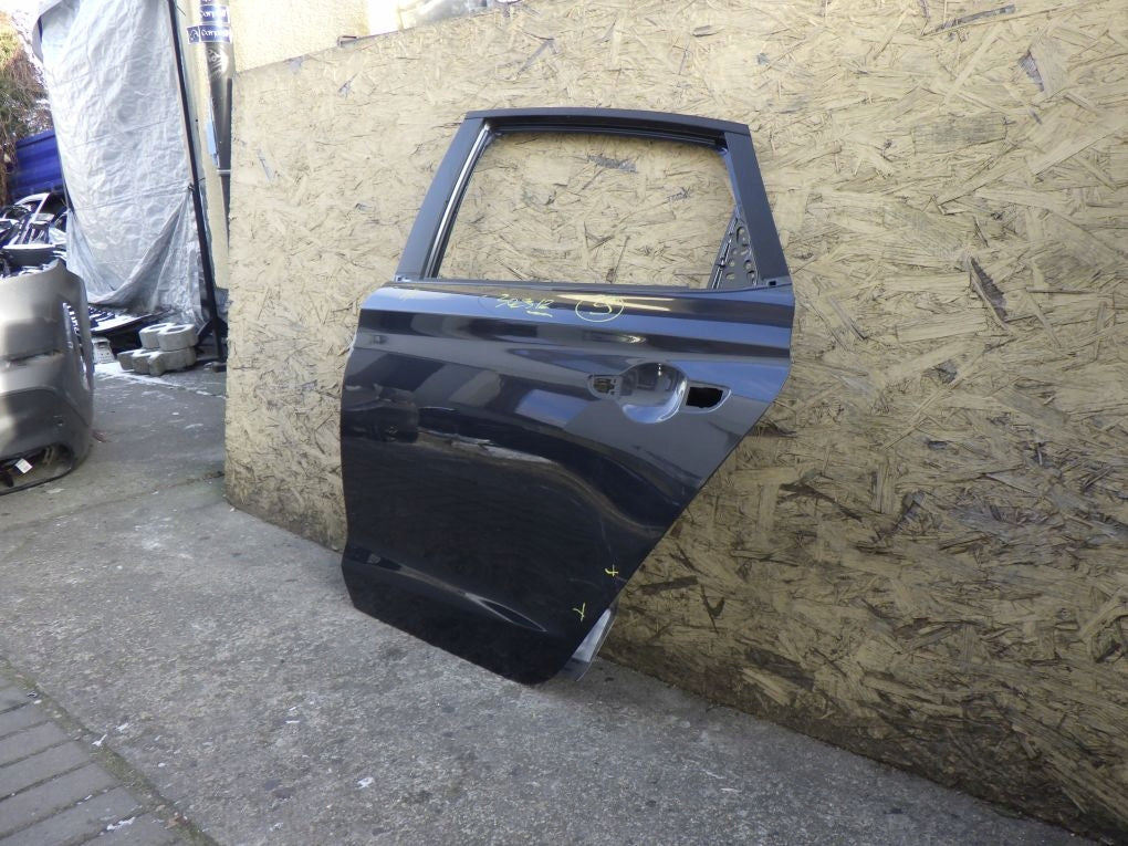HYUNDAI I30 III 3 FASTBACK 17- rear left door