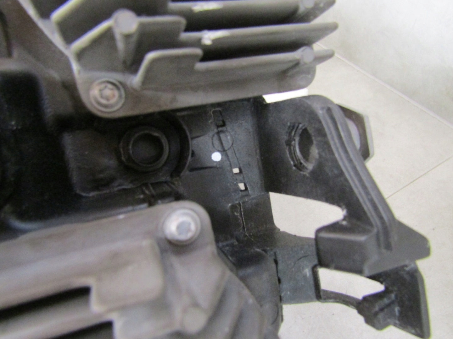 BMW IX I20 LASER 21- RH RIGHT HEADLIGHT 5A3CEA2