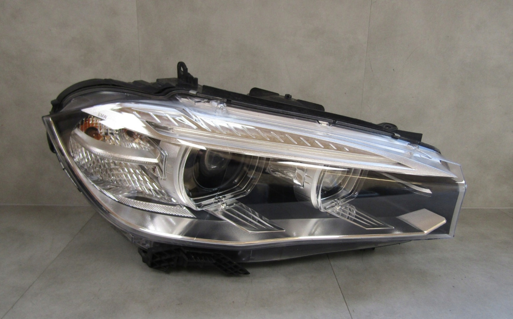 BMW X5 F15 X6 F16 Xenon Adaptive Headlight RH RIGHT 13-18 7460614