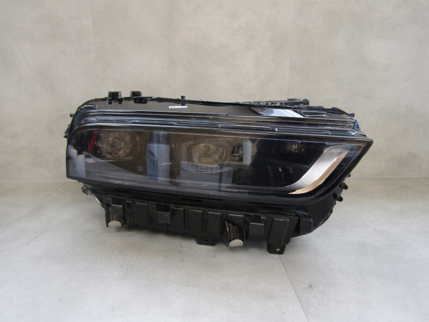 BMW X7 G07 LIFT LED HEADLIGHT 21-RH RIGHT 5A8D304-01