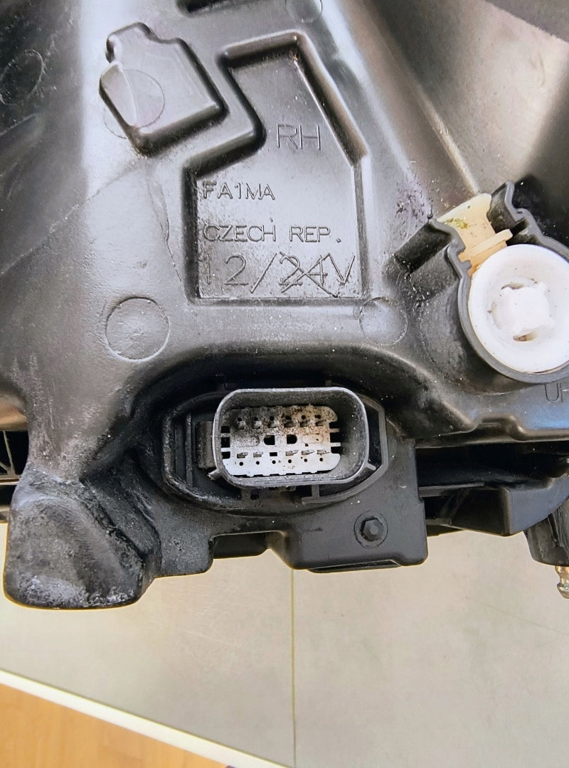 FRONT HEADLIGHT FORD FOCUS MK4 IV LIFT LED RIGHT RH 22- RH NX7B-13E014-CD