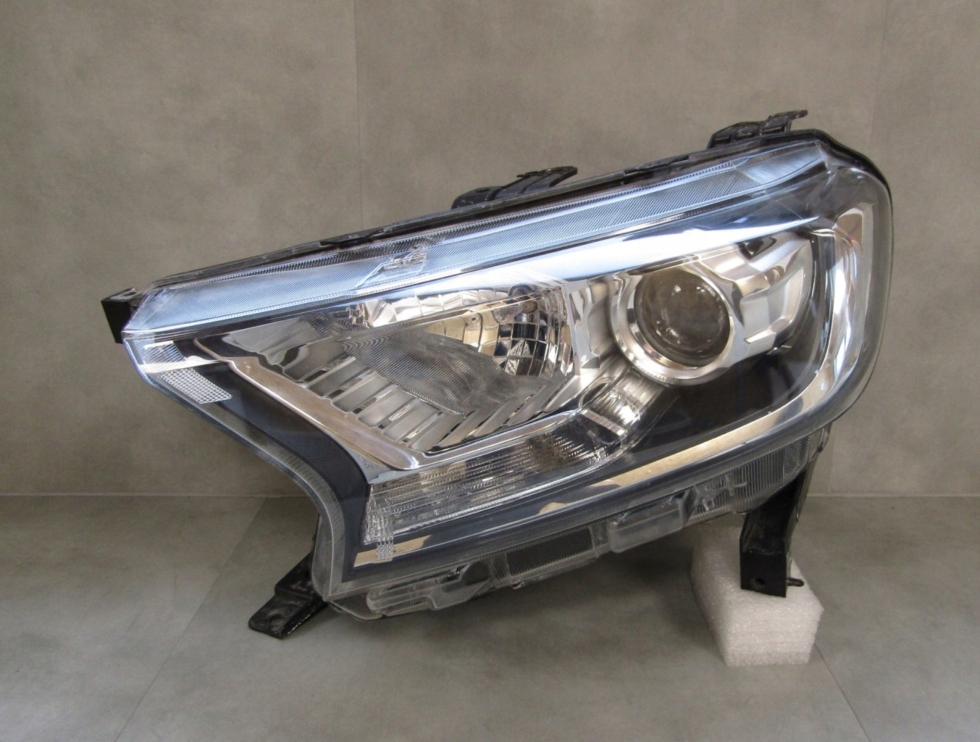 HEADLIGHT FORD RANGER 3 III LIFT 15-18 STANDARD LENS LH