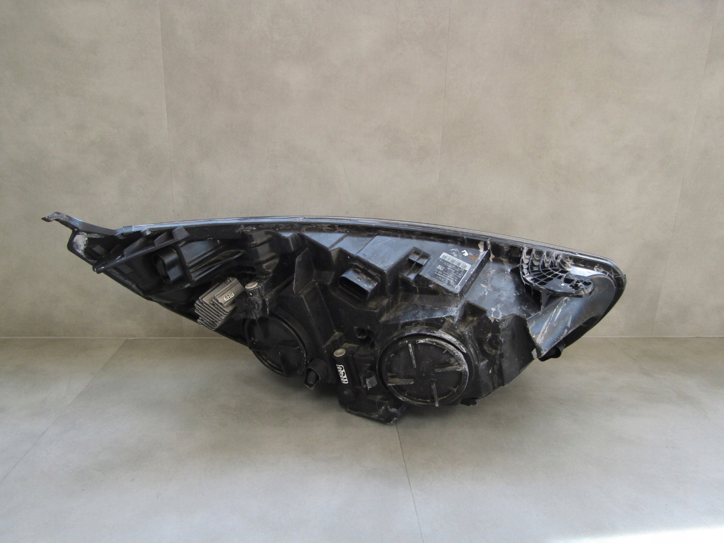 HEADLIGHT FORD TRANSIT CUSTOM LIFT STANDARD LED LENS 17-23 LH