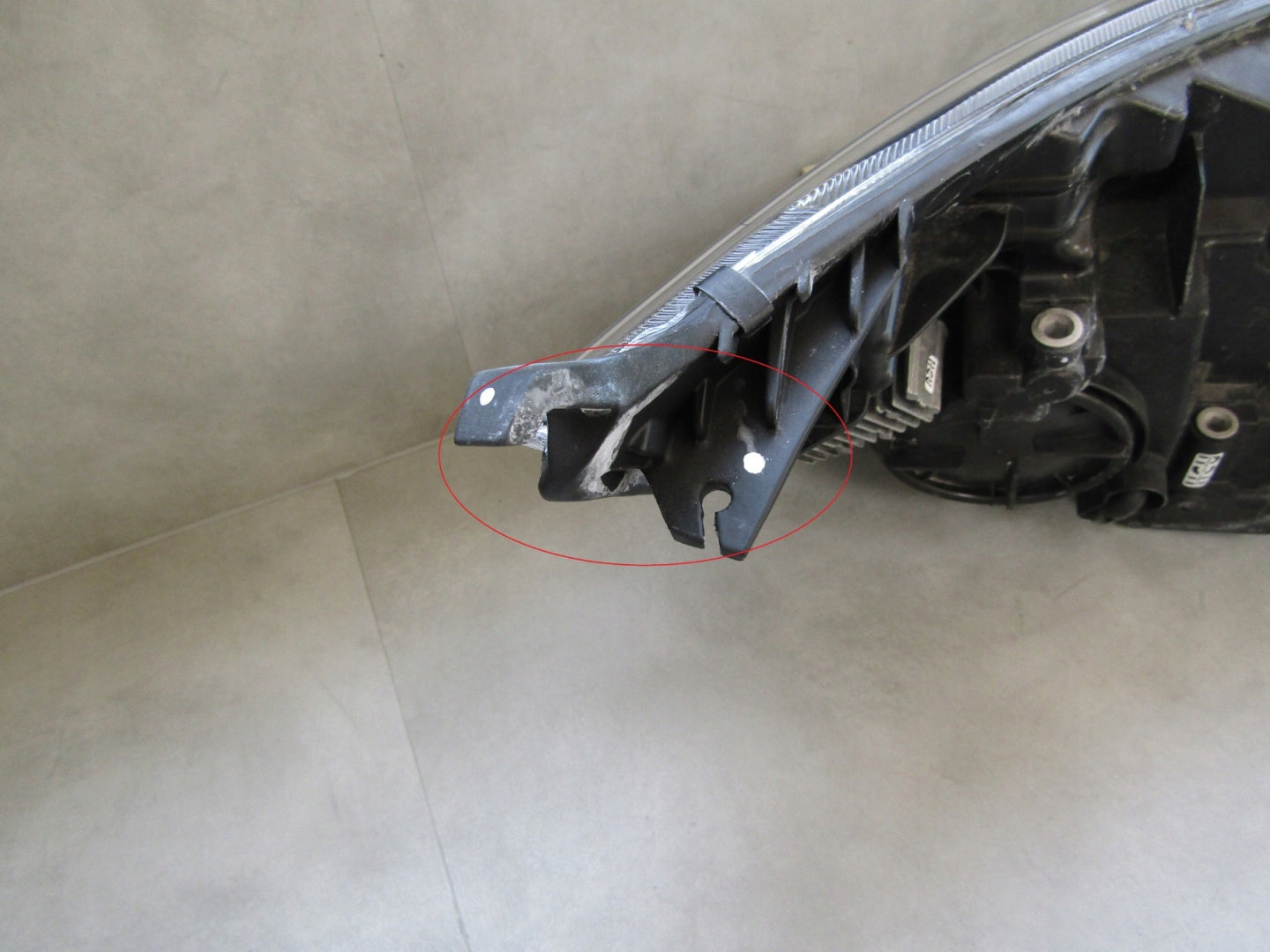 HEADLIGHT FORD TRANSIT CUSTOM LIFT STANDARD LED LENS 17-23 LH