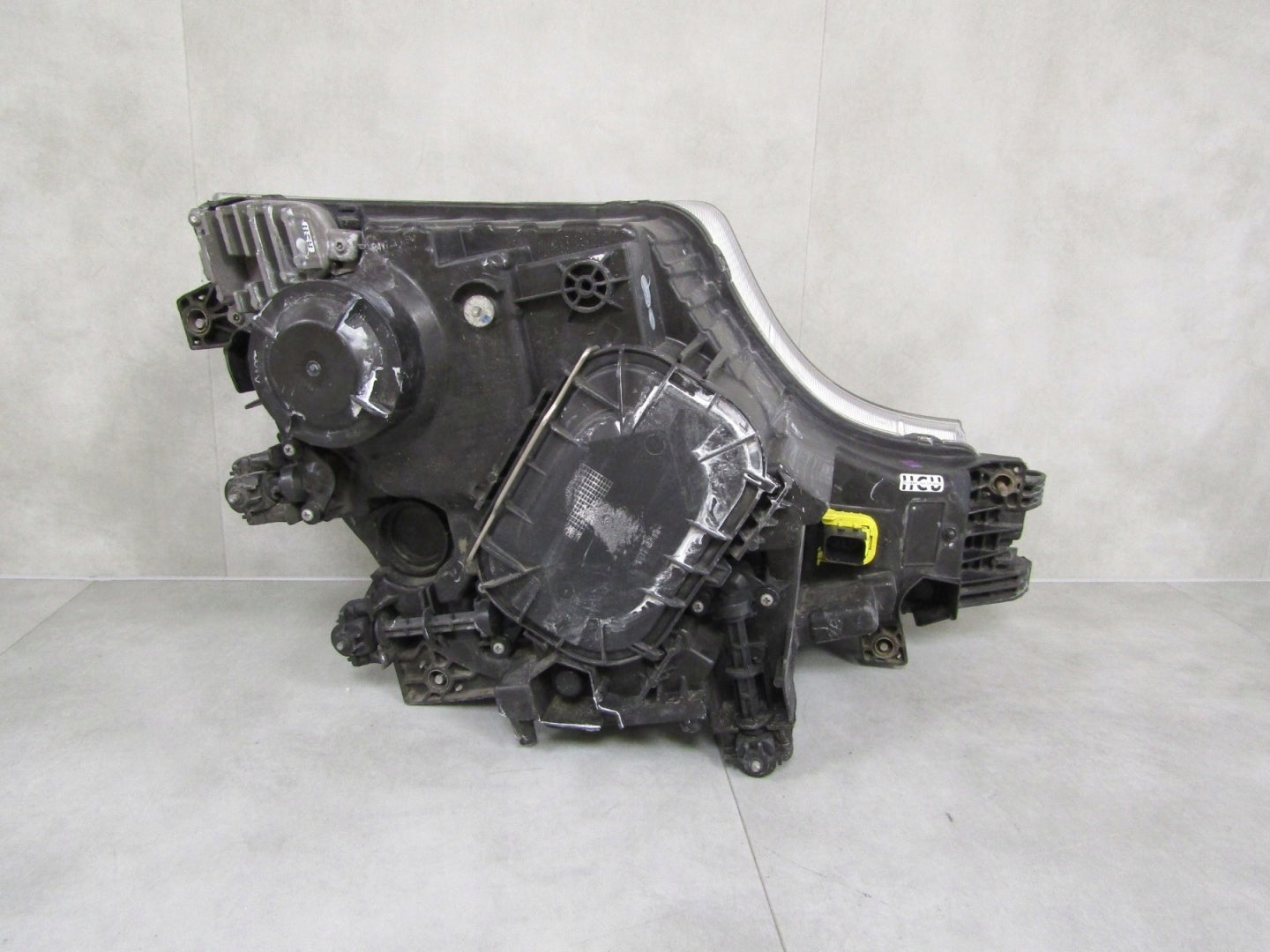 MERCEDES ACTROS MP4 STANDARD HEADLIGHT WITH LED LH LEFT A9618204039