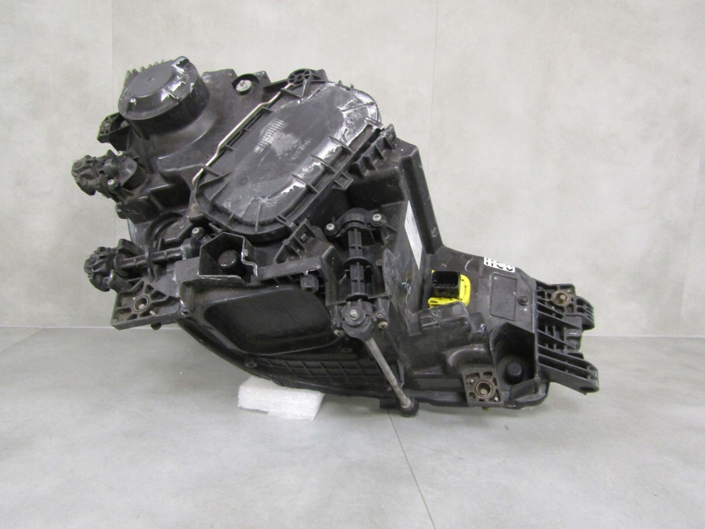 MERCEDES ACTROS MP4 STANDARD HEADLIGHT WITH LED LH LEFT A9618204039