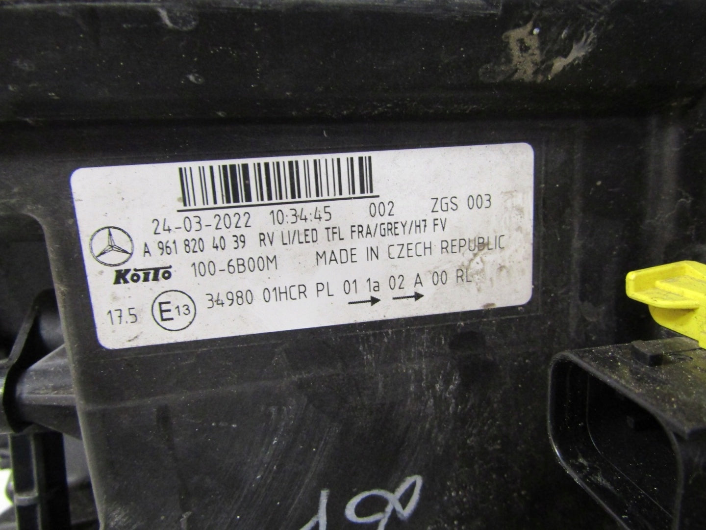 MERCEDES ACTROS MP4 STANDARD HEADLIGHT WITH LED LH LEFT A9618204039