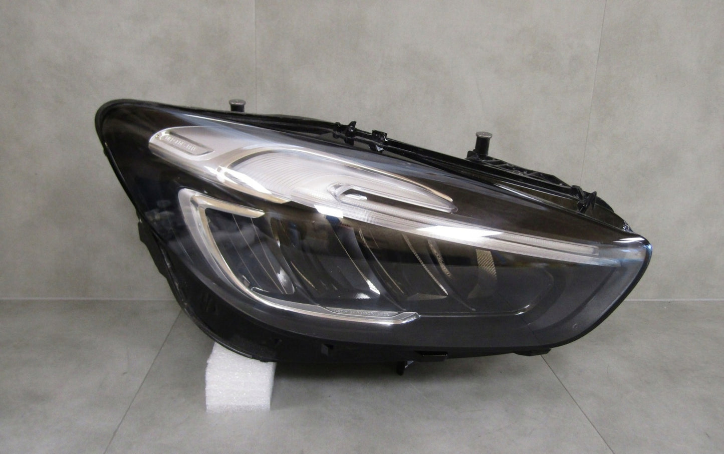 MERCEDES B CLASS W247 LED HEADLIGHT LIFT PERFORMANCE RH RIGHT 22- A247906