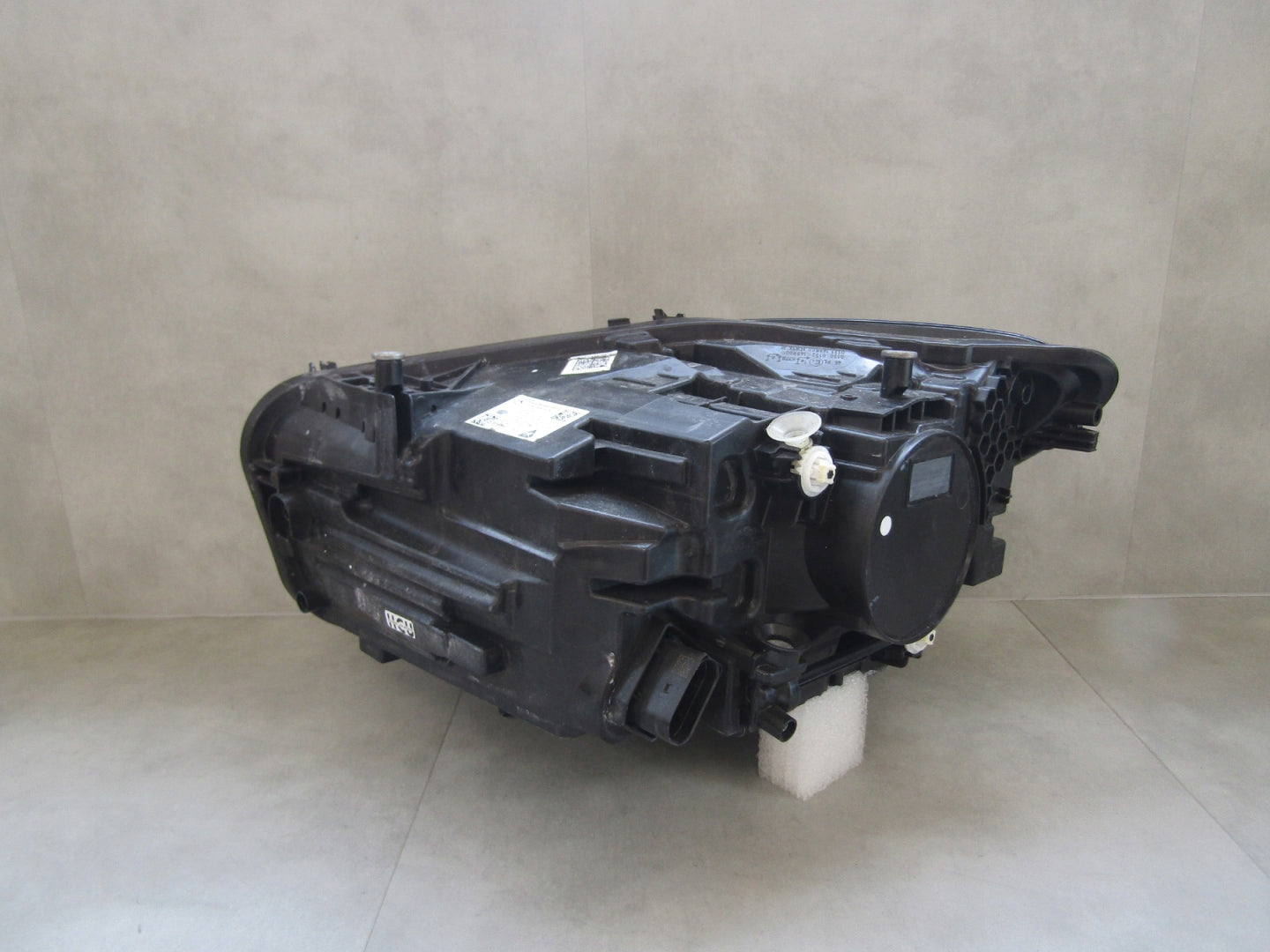 MERCEDES B CLASS W247 LIFT MULTIBEAM 23- HEADLIGHT RH A2479061404