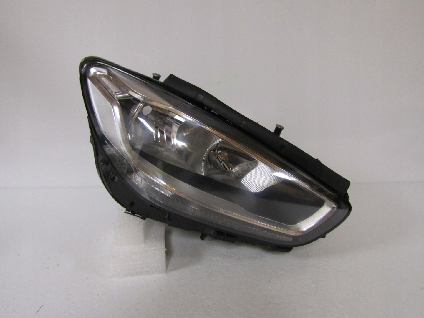 MERCEDES CITAN W420 STANDARD HEADLIGHT 21- RH A4209060100
