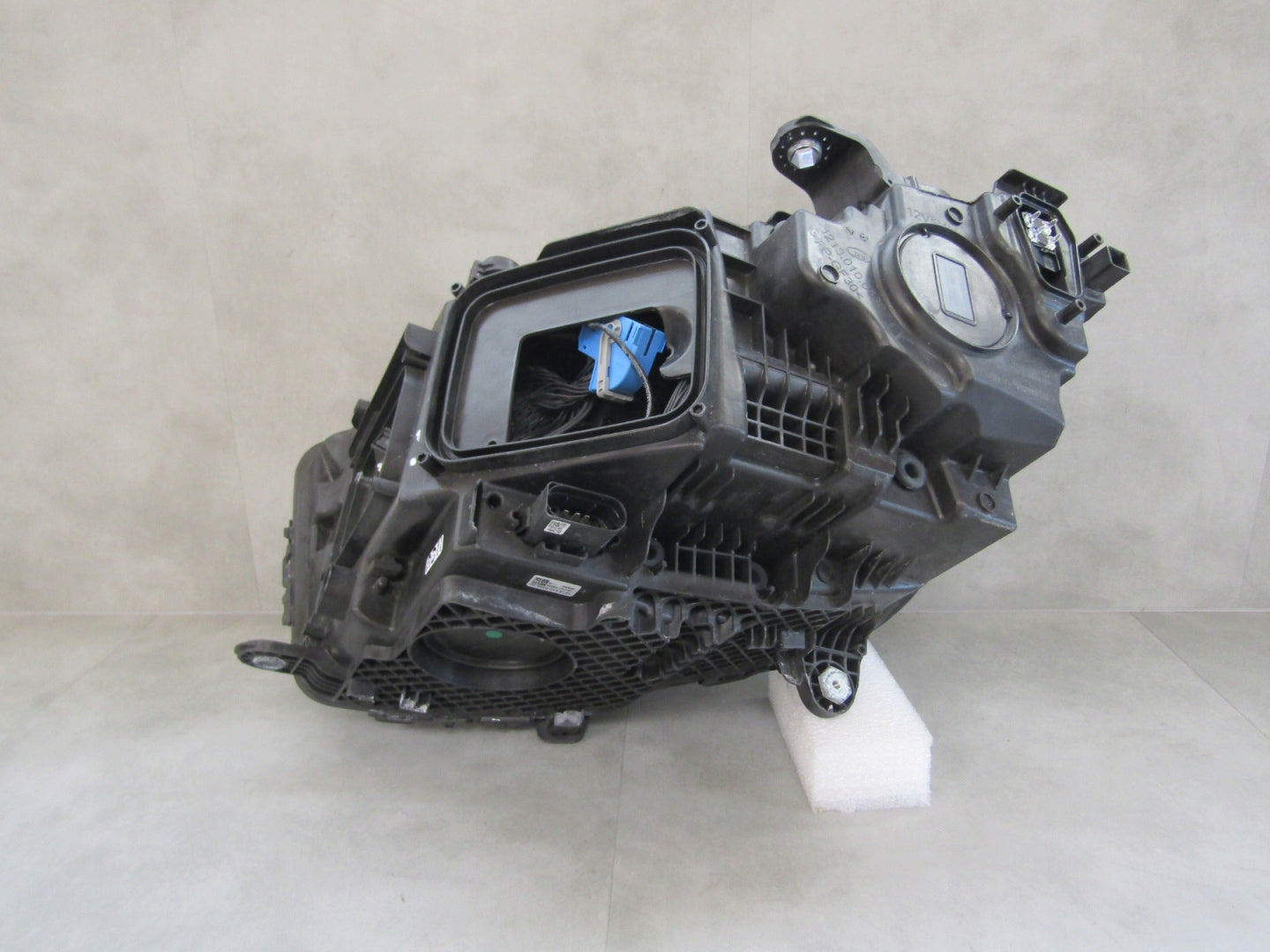 MERCEDES GLC 2 W254 FRONT HEADLIGHT FULL LED DIGITAL LIGHT 22- RH A2549066802