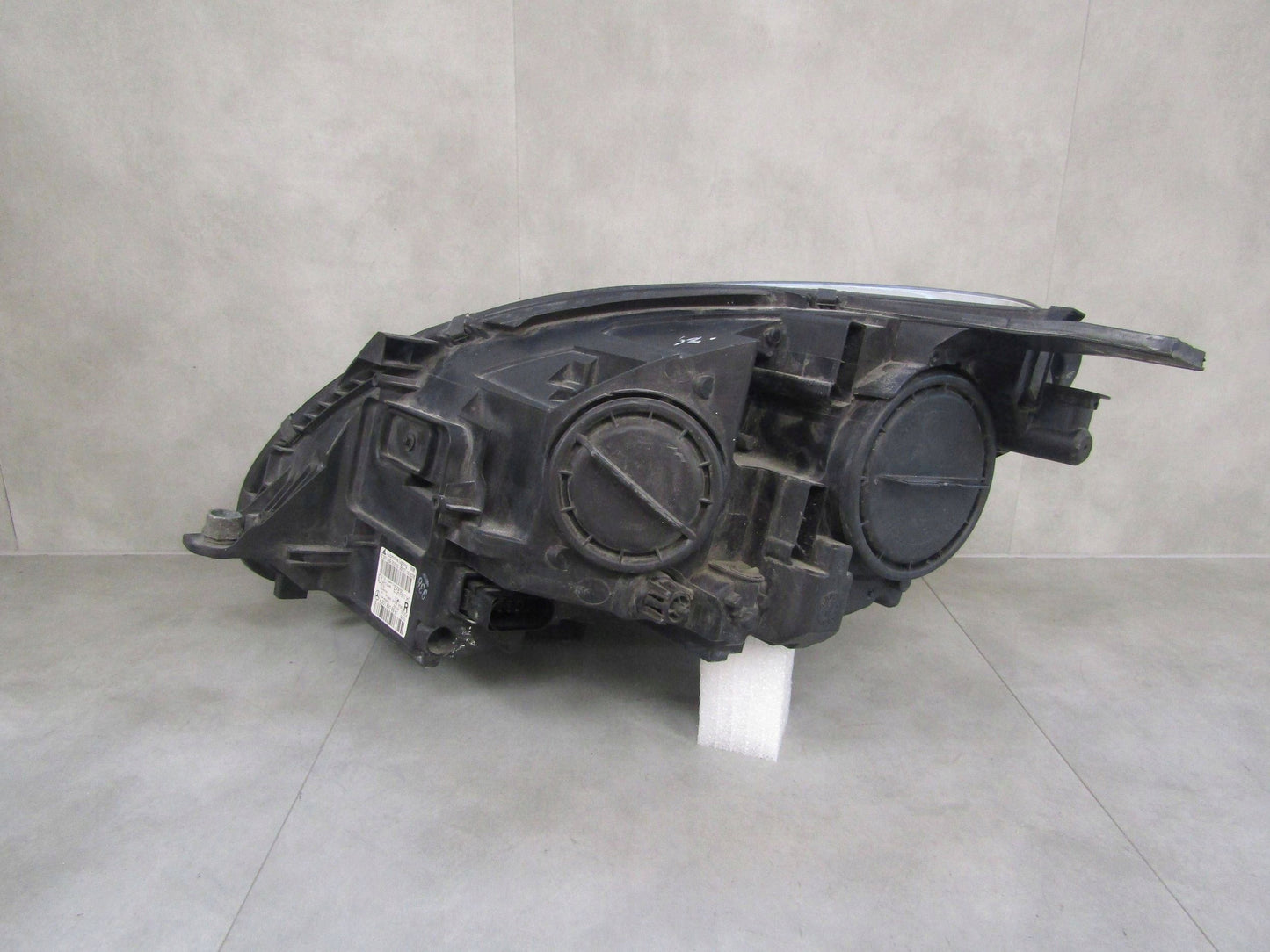 MERCEDES R CLASS LIFT HEADLIGHT LENS RIGHT RH 2518202861 09-14