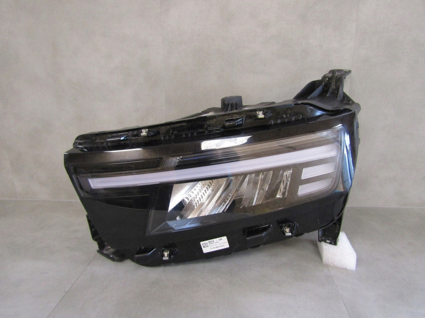OPEL FRONTERA LED 24- LEFT HEADLIGHT