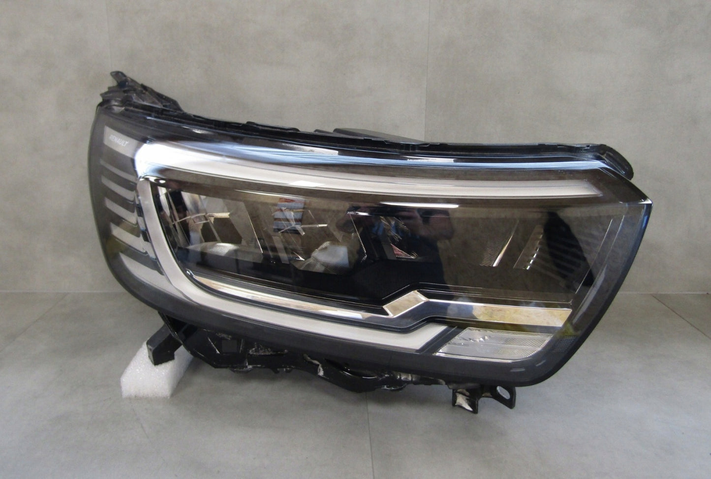 FRONT LAMP RENAULT KANGOO IV 4 LED RH RIGHT 21- 260103264R