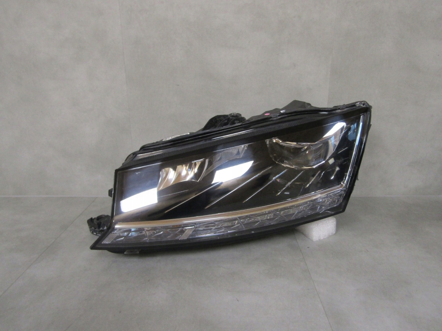 FRONT LAMP SKODA FABIA 3 III LIFT FULL LED 18-21 LH 6V1941015