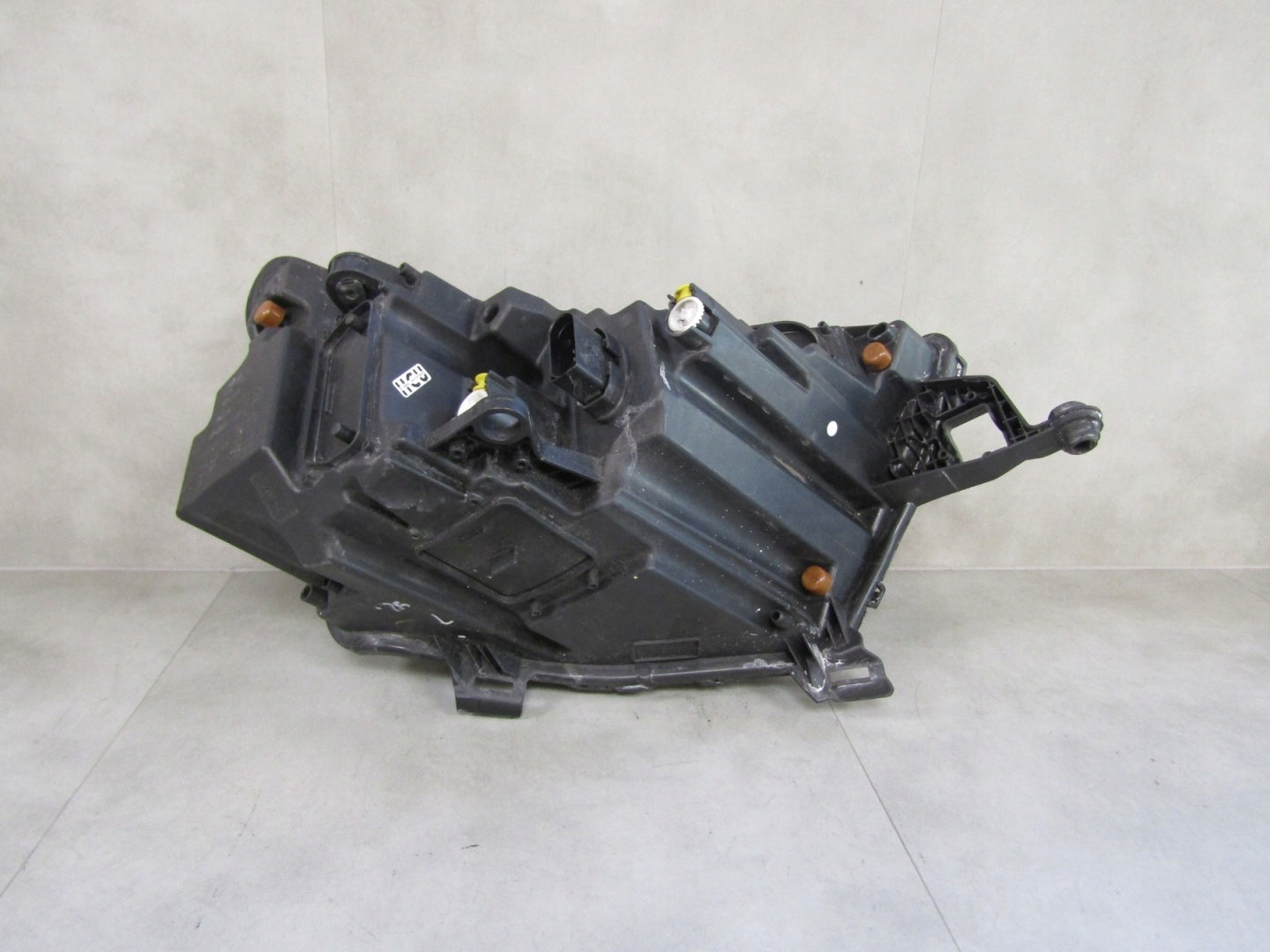 SKODA KAMIQ 658 LED 19-23 LH LEFT HEADLIGHT 658941015