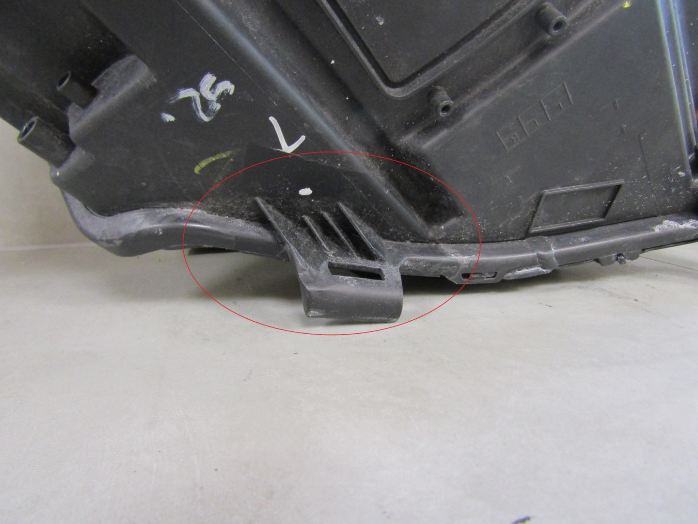 SKODA KAMIQ 658 LED 19-23 LH LEFT HEADLIGHT 658941015