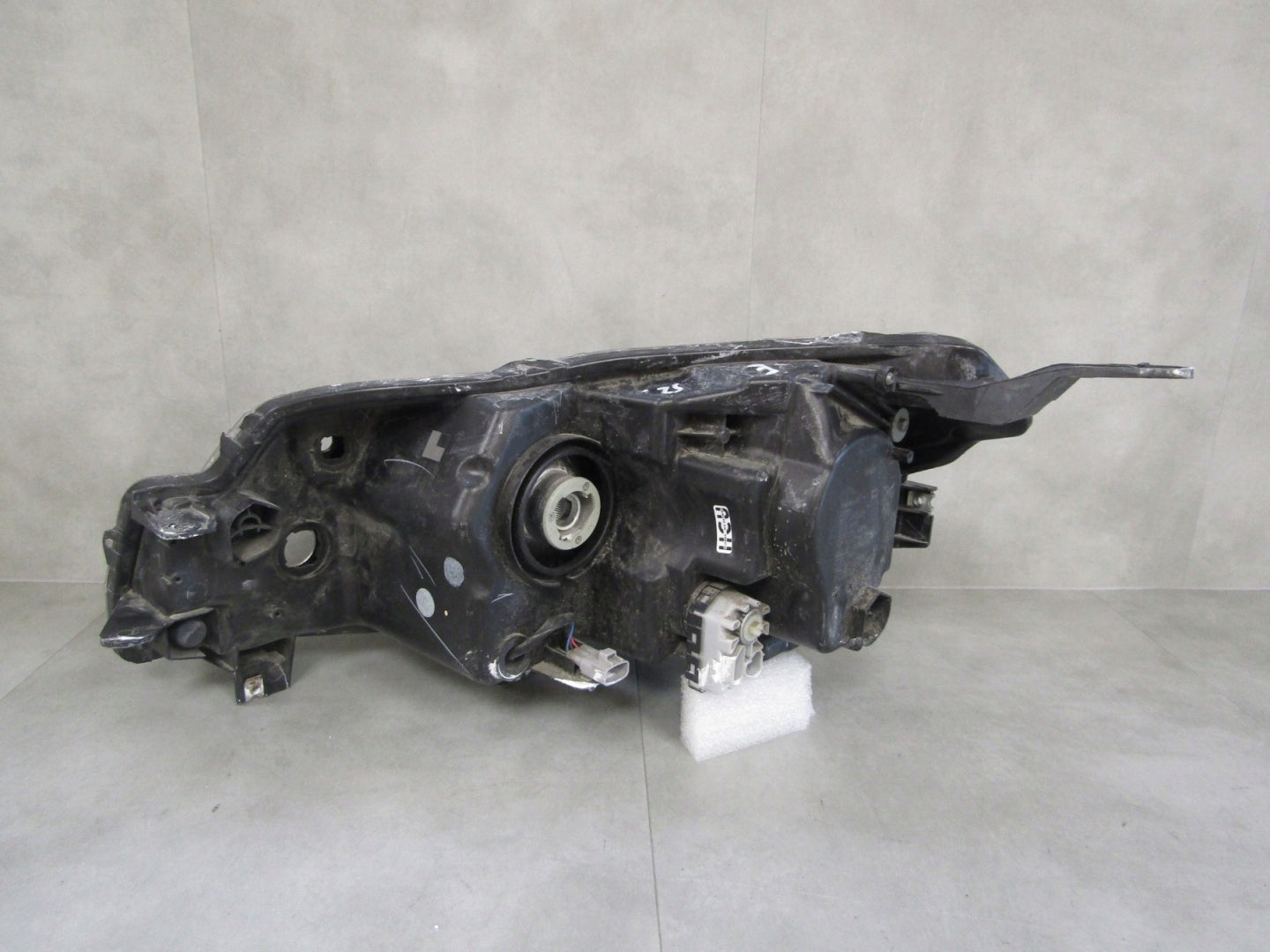 HEADLIGHT SUZUKI VITARA 3 III LED 15-18 RH 100-18095