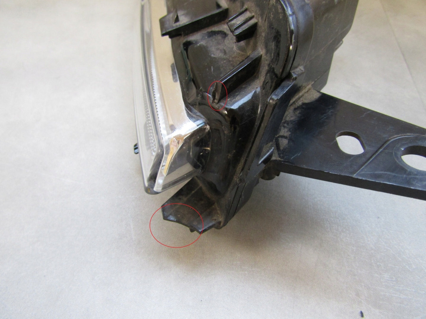 FRONT HEADLIGHT DRL LED CITROEN C5 AIRCROSS RH 9818005080